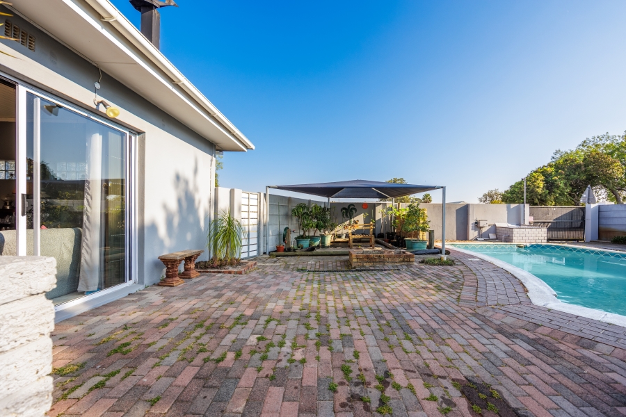 4 Bedroom Property for Sale in Elim Western Cape